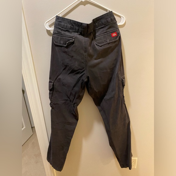 Dickies Women’s Relaxed Fit Straight Leg Cargo Pants - Picture 4 of 7